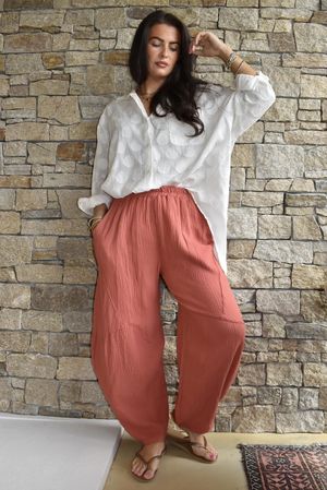 Hush Pillow Cotton Classic Barrel Pant Indian Red
